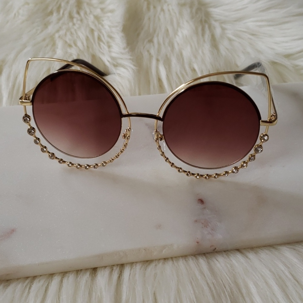 New 🎅 Luxury Rhinestone Cateye Sunglasses - Picture 5 of 8